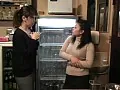 FANZAが提供している痴●終電車 主婦たちの不倫快速(139d00231)のサンプル画像-4
