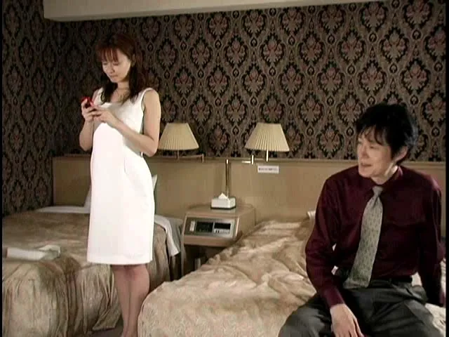 FANZAが提供している団地妻 人妻のある男性との秘められた恋(139d00319)のサンプル画像-18
