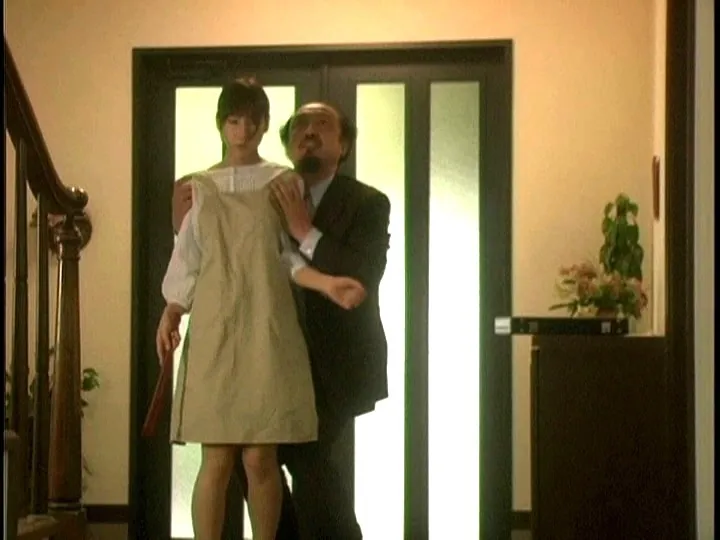 FANZAが提供しているおっぱい家政婦 ボクだけに抱かれて…(139d00462)のサンプル画像-10