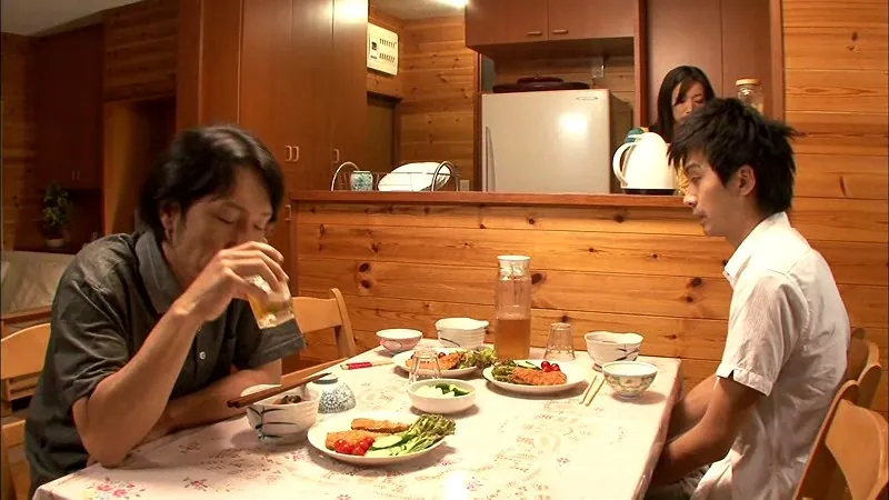 FANZAが提供している僕の叔母さん ひと夏の青い体験(139d00491a)のサンプル画像-2