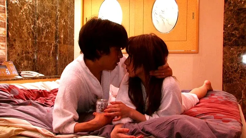 FANZAが提供している人妻女教師 禁断の青い性(139d00563)のサンプル画像-3