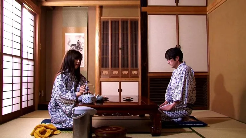 FANZAが提供している妻の恋 おしどりふわふわ(139d00607)のサンプル画像-11