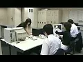 FANZAが提供している揺れる電車の中で 桃尻OL vs 熟尻人妻(144cc0501116)のサンプル画像-4