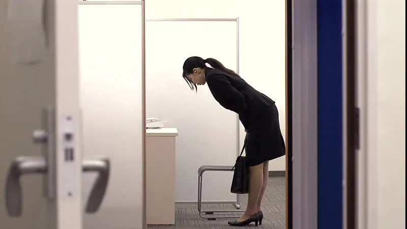 FANZAが提供している耳をかく女(145djm00041)のサンプル画像-3