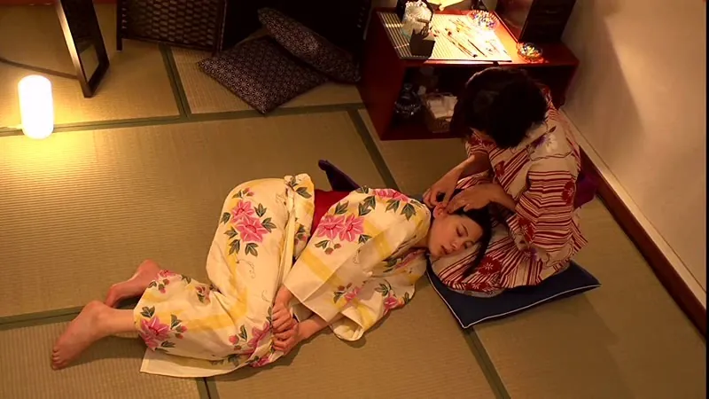 FANZAが提供している耳をかく女(145djm00041)のサンプル画像-8