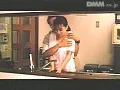 FANZAが提供している人妻交換 恥じらい狂い(173sne00071)のサンプル画像-4