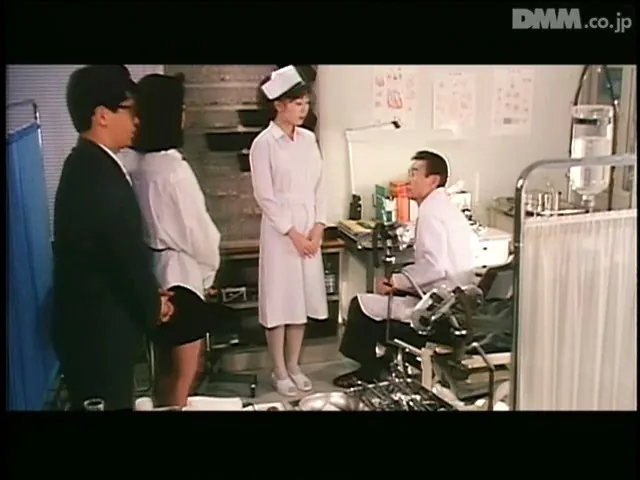 FANZAが提供している痴●と覗き 丸見え診察台(173sne00256)のサンプル画像-1