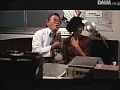 FANZAが提供している痴●電車 よせばいいのに(174okuram00015)のサンプル画像-18