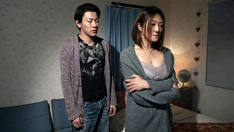 FANZAが提供している巨乳狩人 幻妖の微笑(174okuram00517)のサンプル画像-6