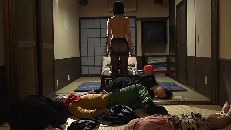 FANZAが提供している悶える義妹 遺影の前で抱いて(174okuram00569)のサンプル画像-17
