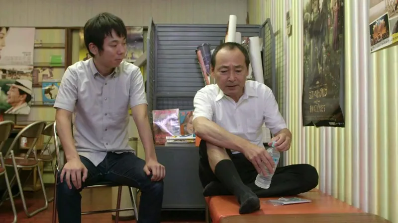 FANZAが提供している悶絶上映 銀幕の巨乳(174okuram00618)のサンプル画像-10