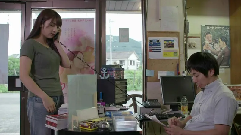 FANZAが提供している悶絶上映 銀幕の巨乳(174okuram00618)のサンプル画像-11