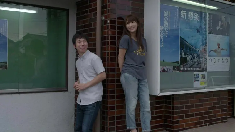 FANZAが提供している悶絶上映 銀幕の巨乳(174okuram00618)のサンプル画像-9