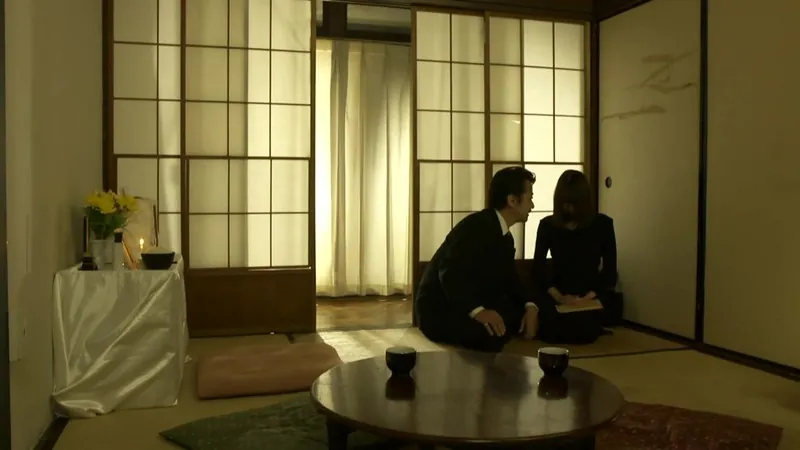 FANZAが提供している再会の浜辺 後悔と寝た女(174okuram00632)のサンプル画像-14