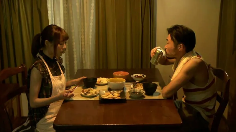 FANZAが提供している再会の浜辺 後悔と寝た女(174okuram00632)のサンプル画像-9