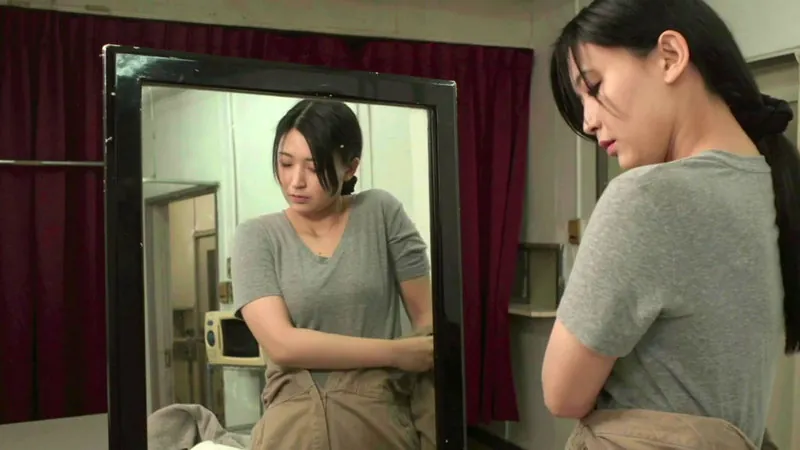 FANZAが提供している師匠の女将さん いじりいじられ(174okuram00661)のサンプル画像-2