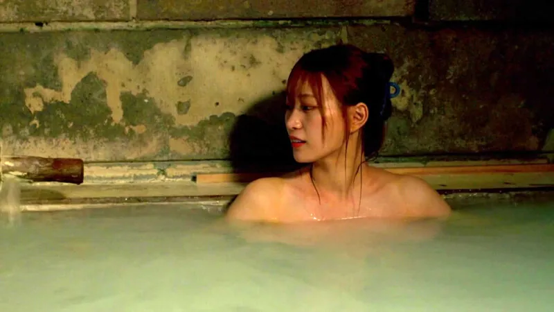 FANZAが提供している美乳若妻と巨乳女将 蕩けるお宿(174okuram00769)のサンプル画像-16