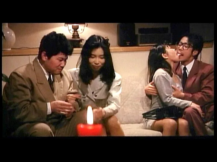 FANZAが提供している人妻(淫)パーティー 13人すけべ比べ(186_09203)のサンプル画像-6