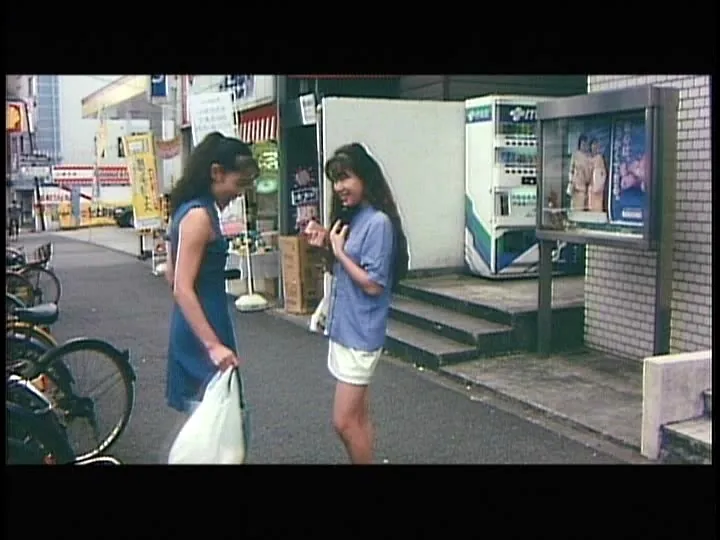FANZAが提供している若い男に狂った人妻(186_09526)のサンプル画像-4