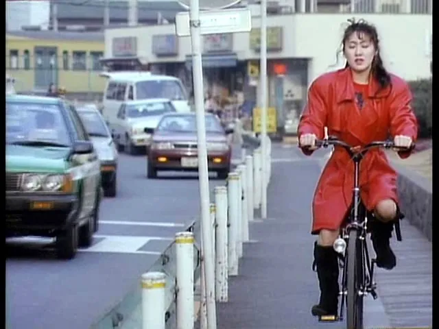 FANZAが提供している痴●電車 やめないで指先(186h00031)のサンプル画像-3
