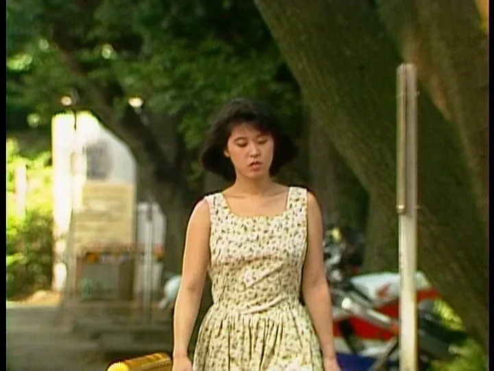 FANZAが提供している物陰に腰拍子 ~玄人はだしの舌バイブ~ 夏樹聖子(186q00138)のサンプル画像-5