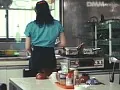 FANZAが提供している痴●電車 人妻・ハイミス・熟女篇(186scb00020)のサンプル画像-9