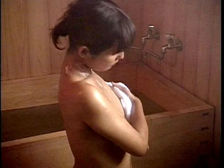 FANZAが提供している生保の女 これが生保レディーの実態だっ！！ それぞれの事情(403pink00127)のサンプル画像-10