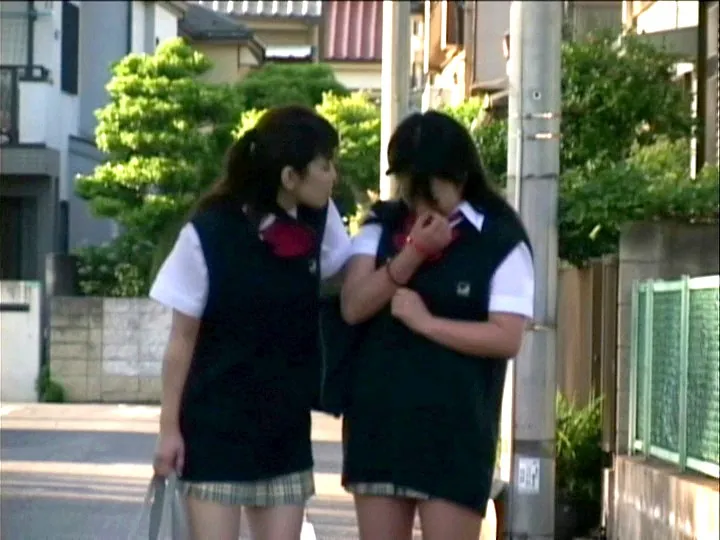 FANZAが提供している女子校生 裏 表 処女喪失(411neod00010)のサンプル画像-13
