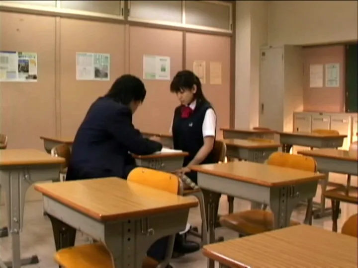 FANZAが提供している女子校生 裏 表 処女喪失(411neod00010)のサンプル画像-3