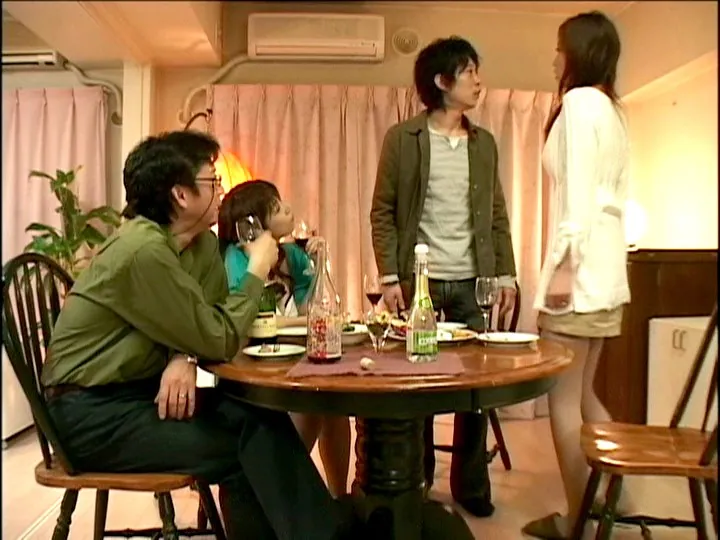 FANZAが提供している夫婦交換ノススメ(411neod00044)のサンプル画像-1