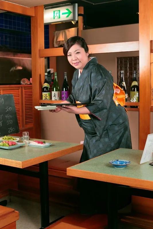 FANZAが提供している居酒屋のエロ女将 瀬川じゅん(5161aben00029)のサンプル画像-1
