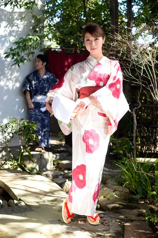FANZAが提供している【加藤ツバキ / かおり】母●交尾 義母と息子の絶頂SEX秘湯旅!(5161aben00042)のサンプル画像-9