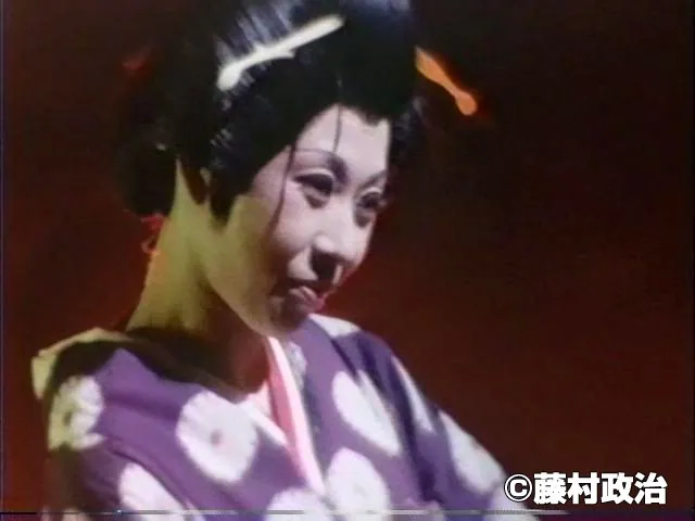 FANZAが提供しているドキュメントポルノ 女(ひも)紐(5277apd01340)のサンプル画像-2