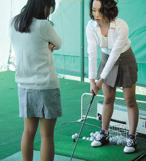 FANZAが提供している女子プロゴルファー 秘密のレッスン （字幕）(5342gp14991)のサンプル画像-5
