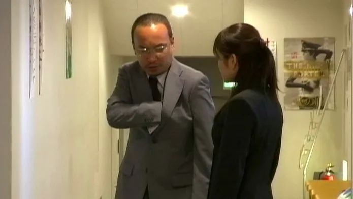 FANZAが提供している新人女子アナ危機一髪(h_031swtd00018)のサンプル画像-13