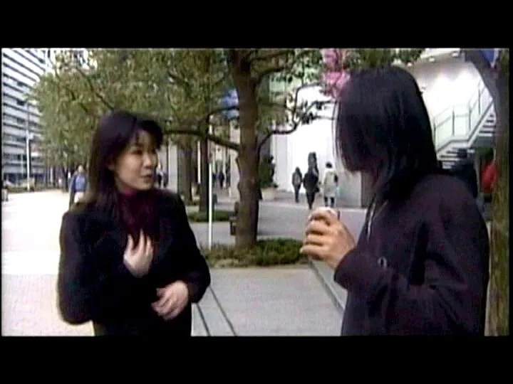 FANZAが提供している素人娘(秘)私生活 2(h_062lip00003)のサンプル画像-1