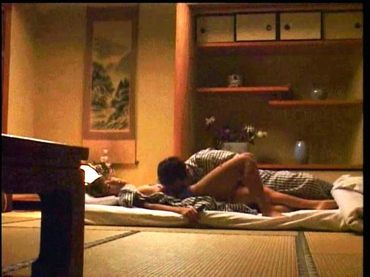 FANZAが提供している快楽!人妻温泉天国(h_062lip00054)のサンプル画像-5