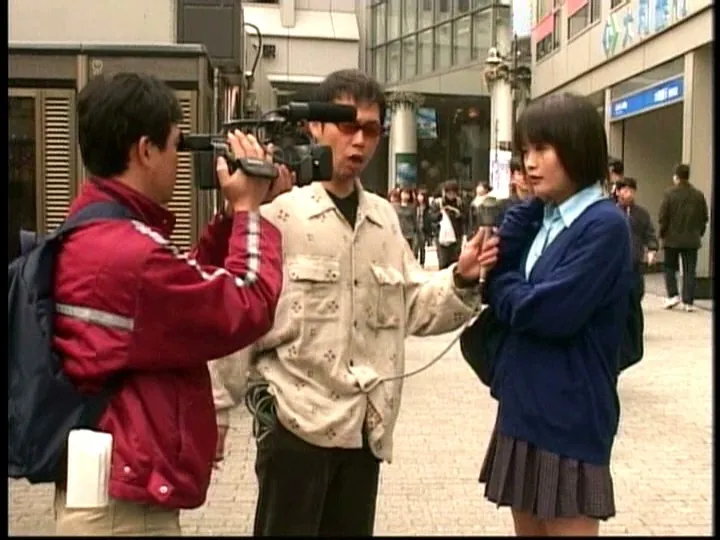 FANZAが提供している天然美少女 20歳の制服(h_062lip00062)のサンプル画像-4