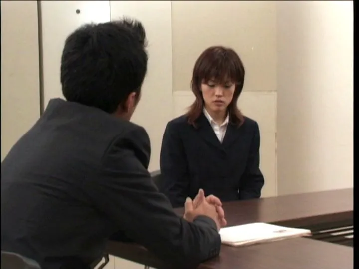 FANZAが提供しているTHE(秘)面接 3(h_062lip00073)のサンプル画像-3
