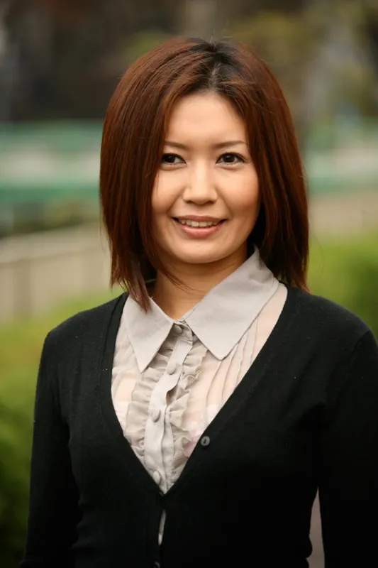 FANZAが提供している特選エロ体験 お母さんだってイキたいのっ!!(h_082cr00025)のサンプル画像-4