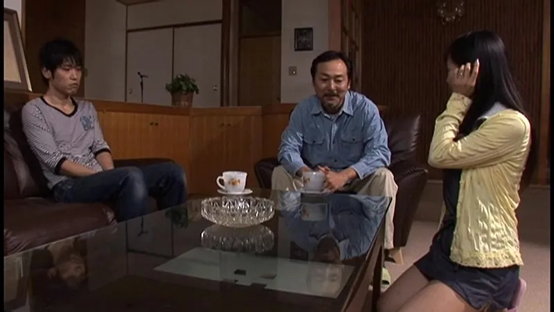 FANZAが提供している三十路人妻の性 奥まで突かれて乱れちゃいました。(h_082cr00046)のサンプル画像-4