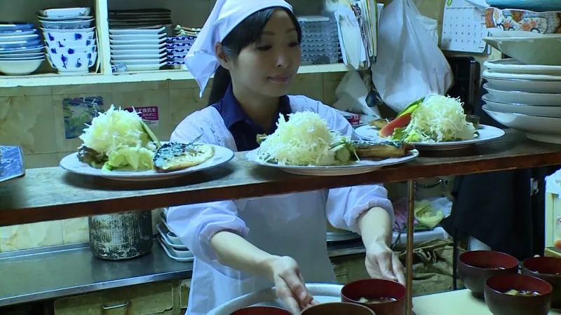 FANZAが提供しているハメられた夫婦交換温泉旅行(h_105zb00043re01)のサンプル画像-1