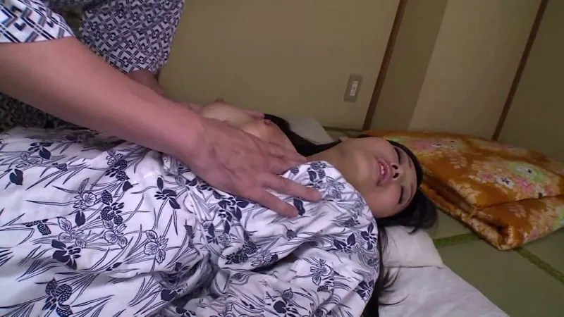 FANZAが提供しているハメられた夫婦交換温泉旅行(h_105zb00043re01)のサンプル画像-13