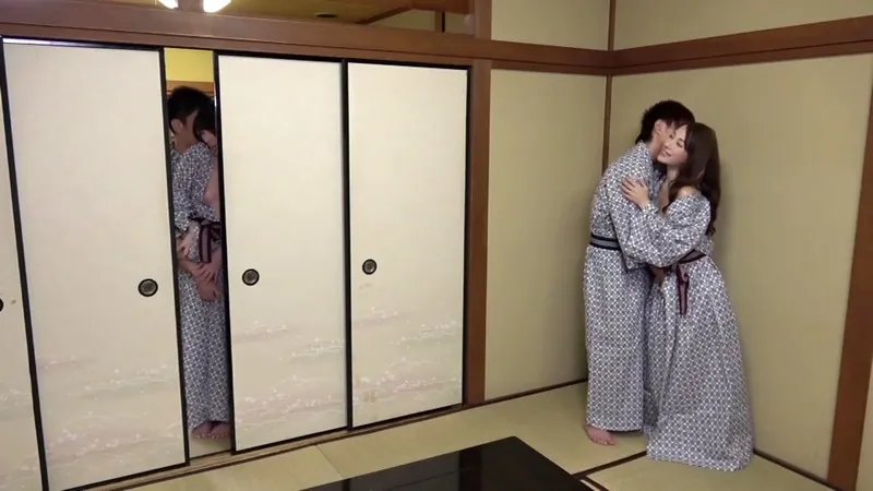 FANZAが提供しているハメられた夫婦交換温泉旅行4(h_105zb00094)のサンプル画像-5