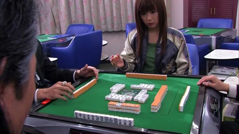 FANZAが提供している栗林里莉のふしだらな指先に雀牌をまさぐられて鳴きまくるロ●ータ娘(h_198cnpd00029)のサンプル画像-16