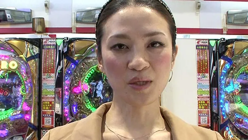 FANZAが提供している範田紗々のタマは私が独り占め！！ 貪欲淫乱OLの激情型SEX 最強OLパチンカー珠美(h_198cnpd00049r18)のサンプル画像-18