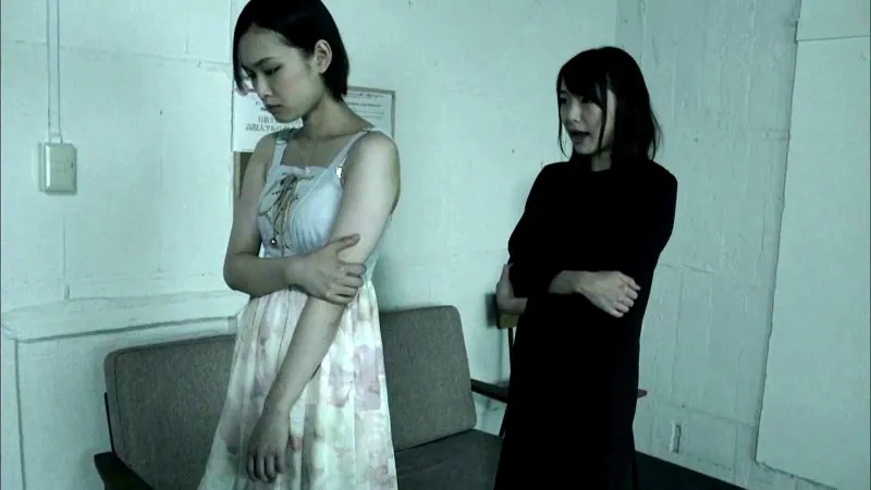 FANZAが提供している涼川絢音の女たちを風俗に売り飛ばす女スカウト(h_198need00057)のサンプル画像-1