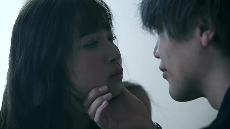 FANZAが提供している小倉由菜と栄川乃亜の絶頂SEXで男客を奪い合うキャバ嬢(h_198need00079r18)のサンプル画像-8