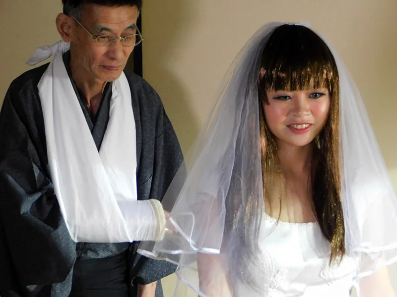FANZAが提供している羽月希の美爆乳花嫁の誘う甘～い極上SEX(h_198need00082r18)のサンプル画像-3