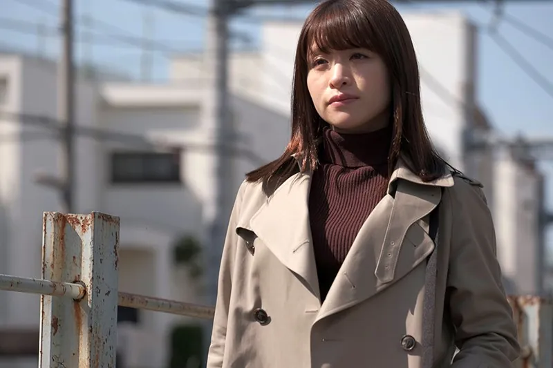FANZAが提供している琴井しほりの三ツ星エロボディで快感絶頂挟み撃ち!!(h_198need00083r18)のサンプル画像-1